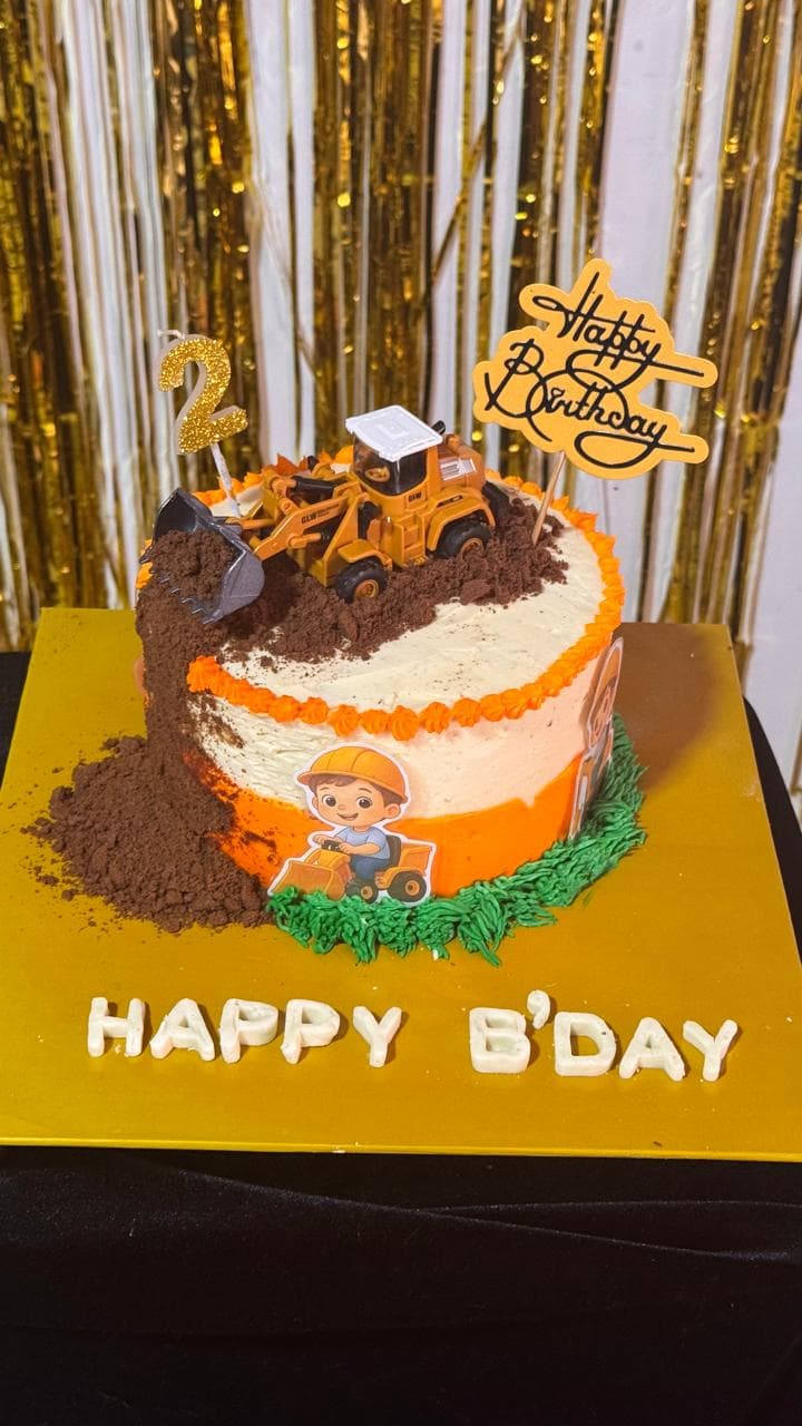Customized chocolate birthday cake for a teenage boy